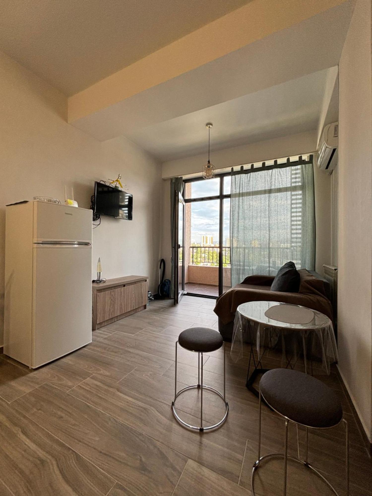Didube-M-Comfort Tiflis Exterior foto